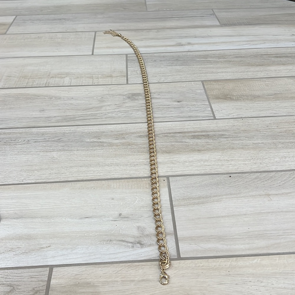 Gold Chain Belt - Picture 4 of 6